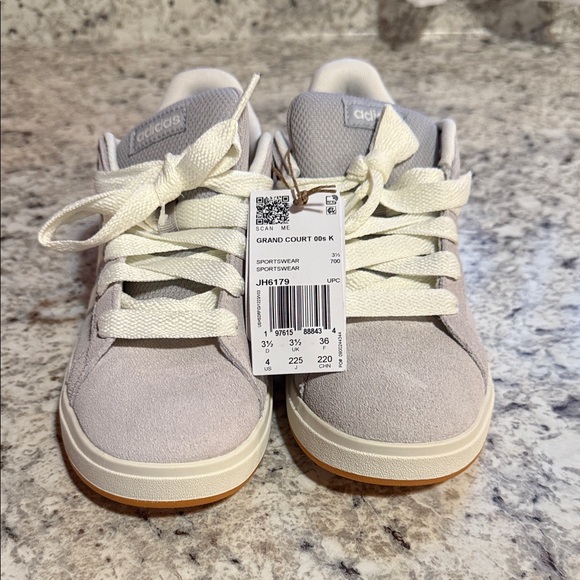 Adidas Grand Court Shoes in Light Gray and White - Picture 1 of 5